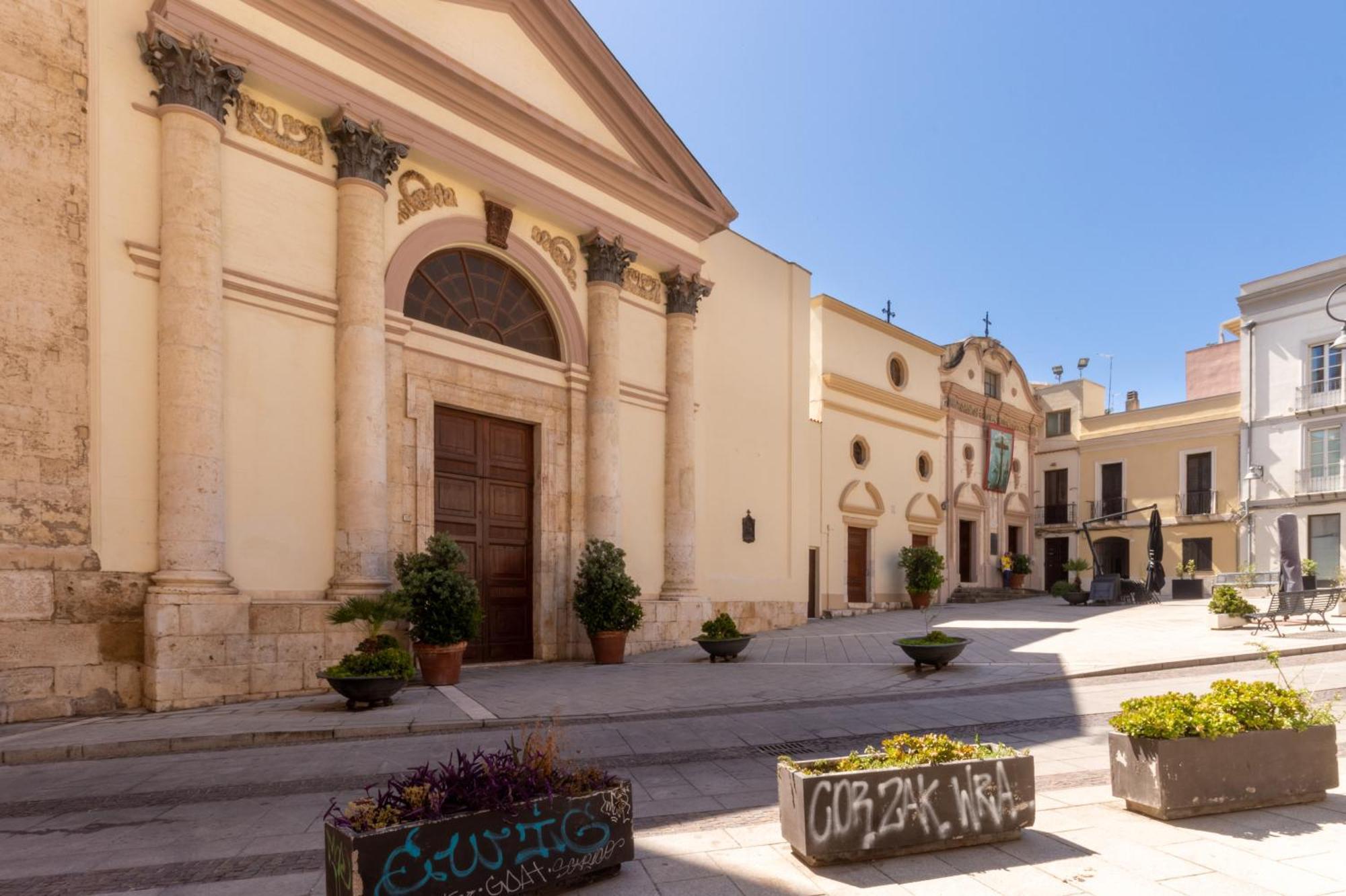 Villanova Apartment Cagliari Exterior foto